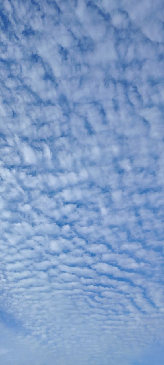 cloud-in-the-blue-sky